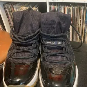 Retro air Jordan 11. Rare size 12.5. Purchased in 2000 at Nike town Chicago. Jordan | Shoes | Retro Air Jordan 1 Rare Size 125 Purchased  main image 2
